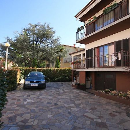 Studio Umag 7666A ภายนอก รูปภาพ