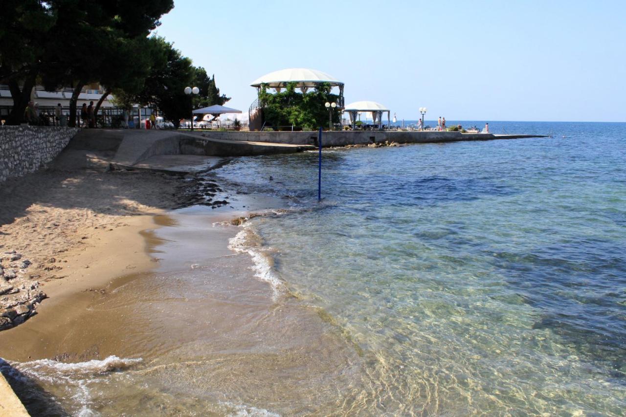 Studio Umag 7666A ภายนอก รูปภาพ
