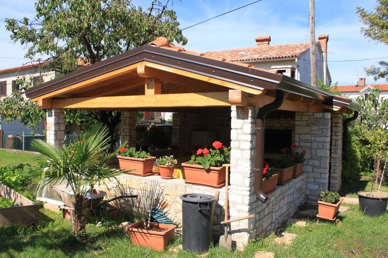 Studio Umag 7666A ภายนอก รูปภาพ