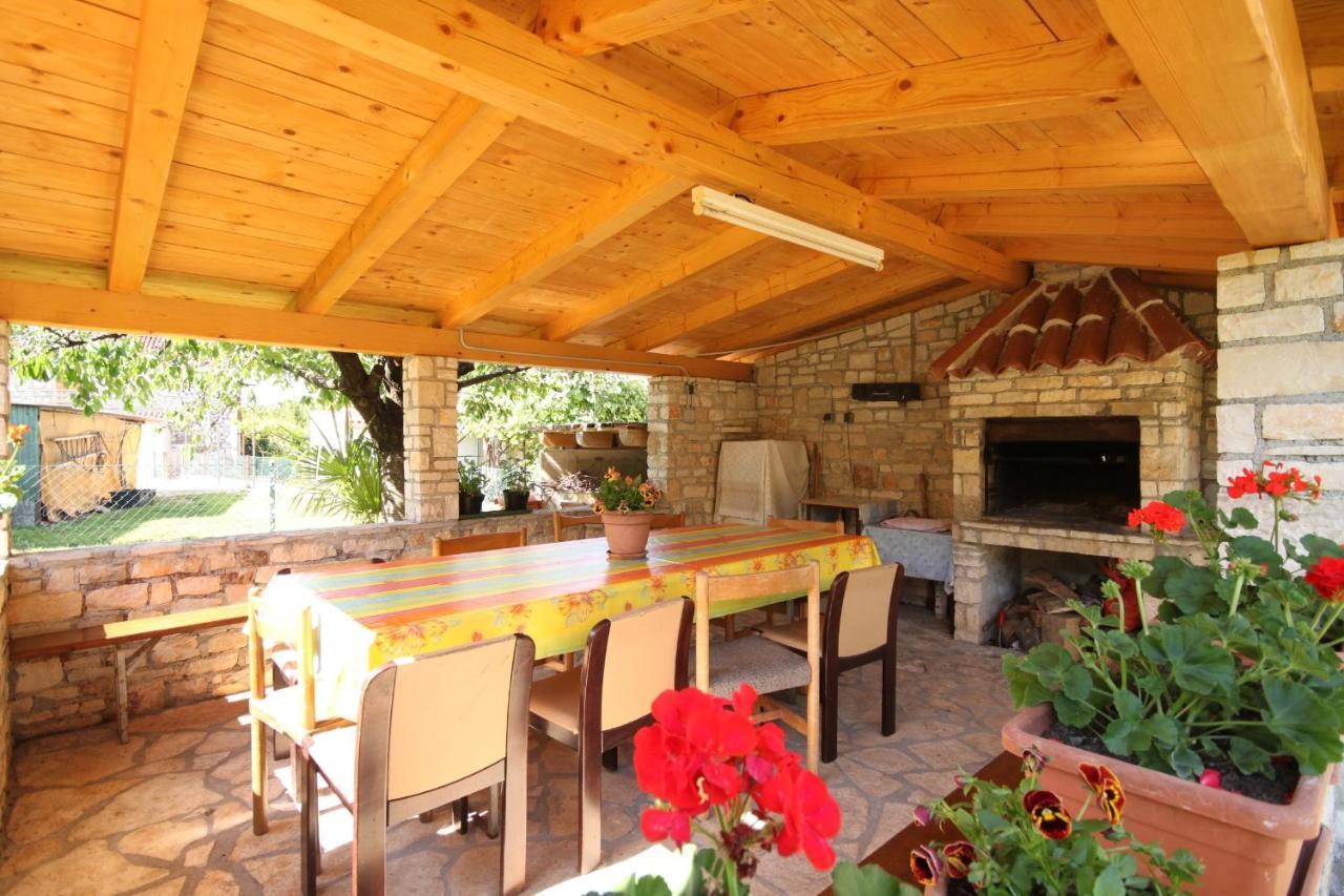 Studio Umag 7666A ภายนอก รูปภาพ
